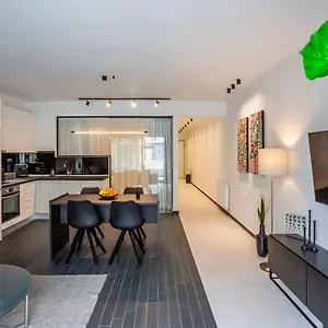 Habitat 29 A , Thessaloniki Greece